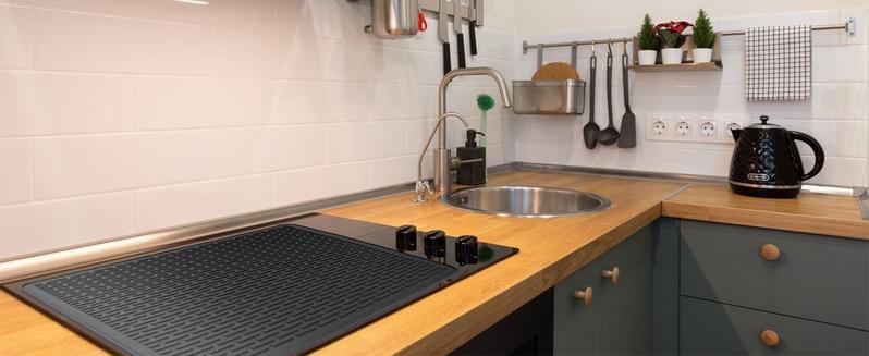 🔥500°F/220°C Heat-Resistant Silicone Stove Cover Mat & Utensils