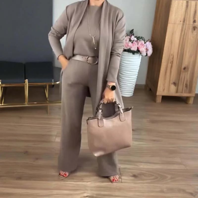 ⏰Elegant 3-piece set including a long cardigan, top and trousers💞