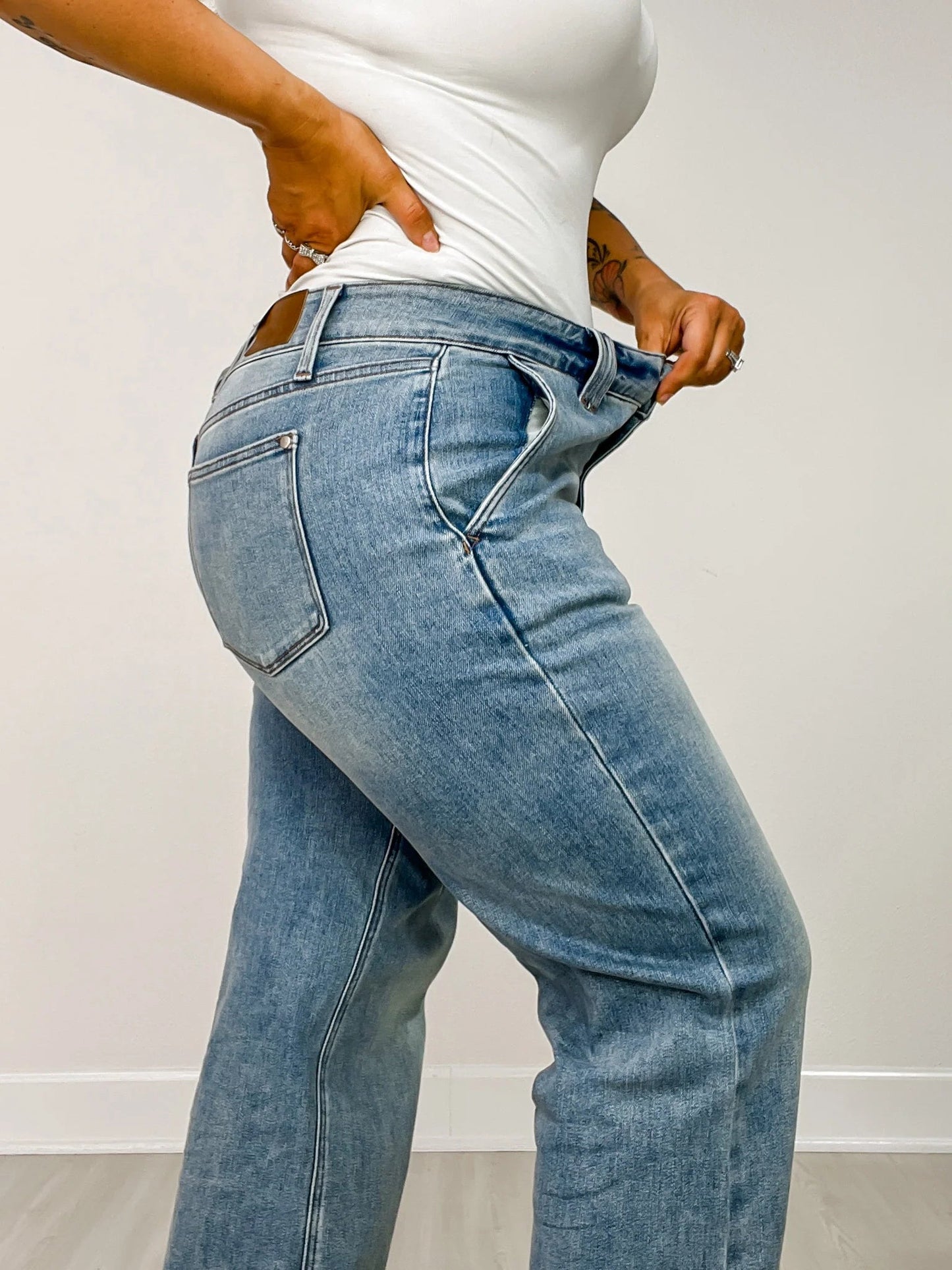 📦📦Buy 2 PCS for free shipping🔥Judy High Rise Double Button Wide Leg Jeans