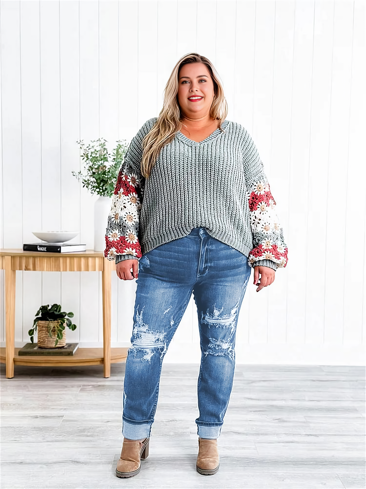 📦📦Tummy Control Distressed Cuffed Boyfriend Jeans (Buy 2 Free Shipping)