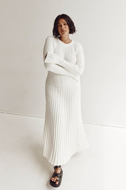 🎉2025 Fall New Long Sleeved Knit Midi Dress