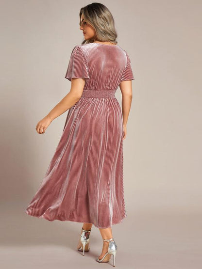 💃 EVER PRETTY Velvet V-Neck Christmas Dress – Elegant, Chic & Perfect for Winter Events! 🎄💖