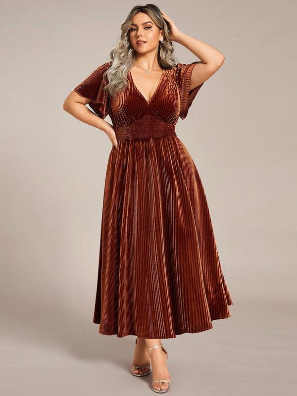 💃 EVER PRETTY Velvet V-Neck Christmas Dress – Elegant, Chic & Perfect for Winter Events! 🎄💖