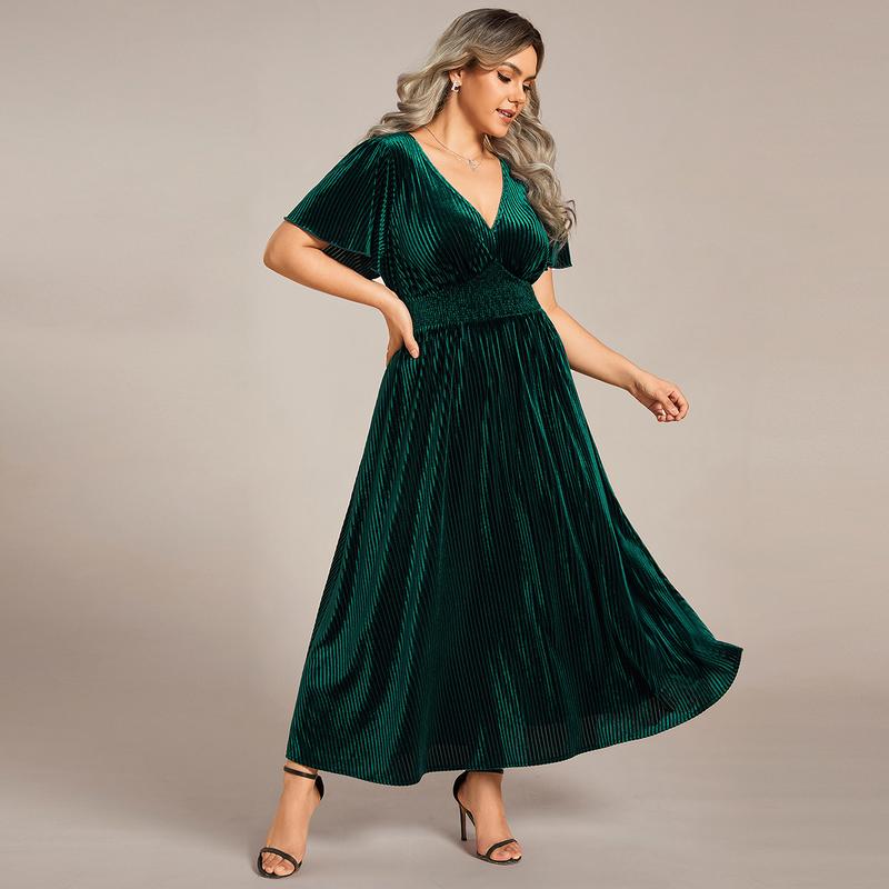 💃 EVER PRETTY Velvet V-Neck Christmas Dress – Elegant, Chic & Perfect for Winter Events! 🎄💖