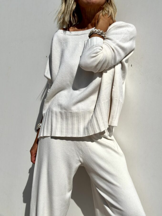⏰Buy 2 Get Free shipping💥2025 Hot Sale Soft Cashmere Casual Sweater Suit