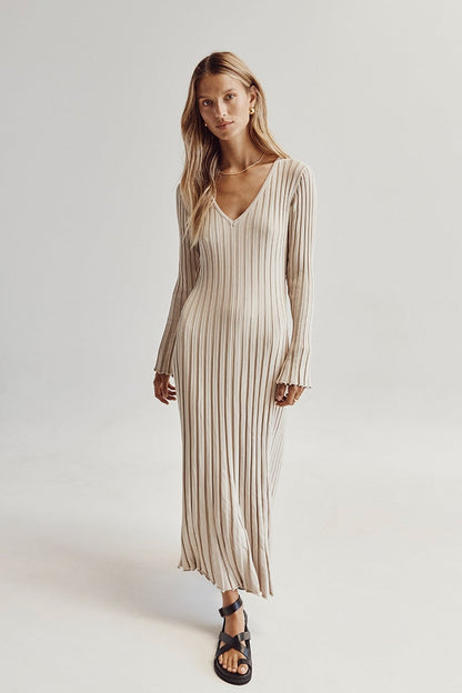 🎉2025 Fall New Long Sleeved Knit Midi Dress