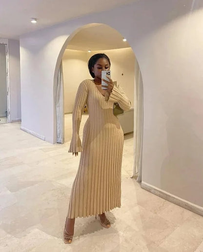 🎉2025 Fall New Long Sleeved Knit Midi Dress