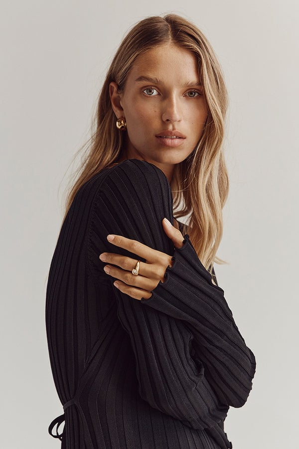 🎉2025 Fall New Long Sleeved Knit Midi Dress
