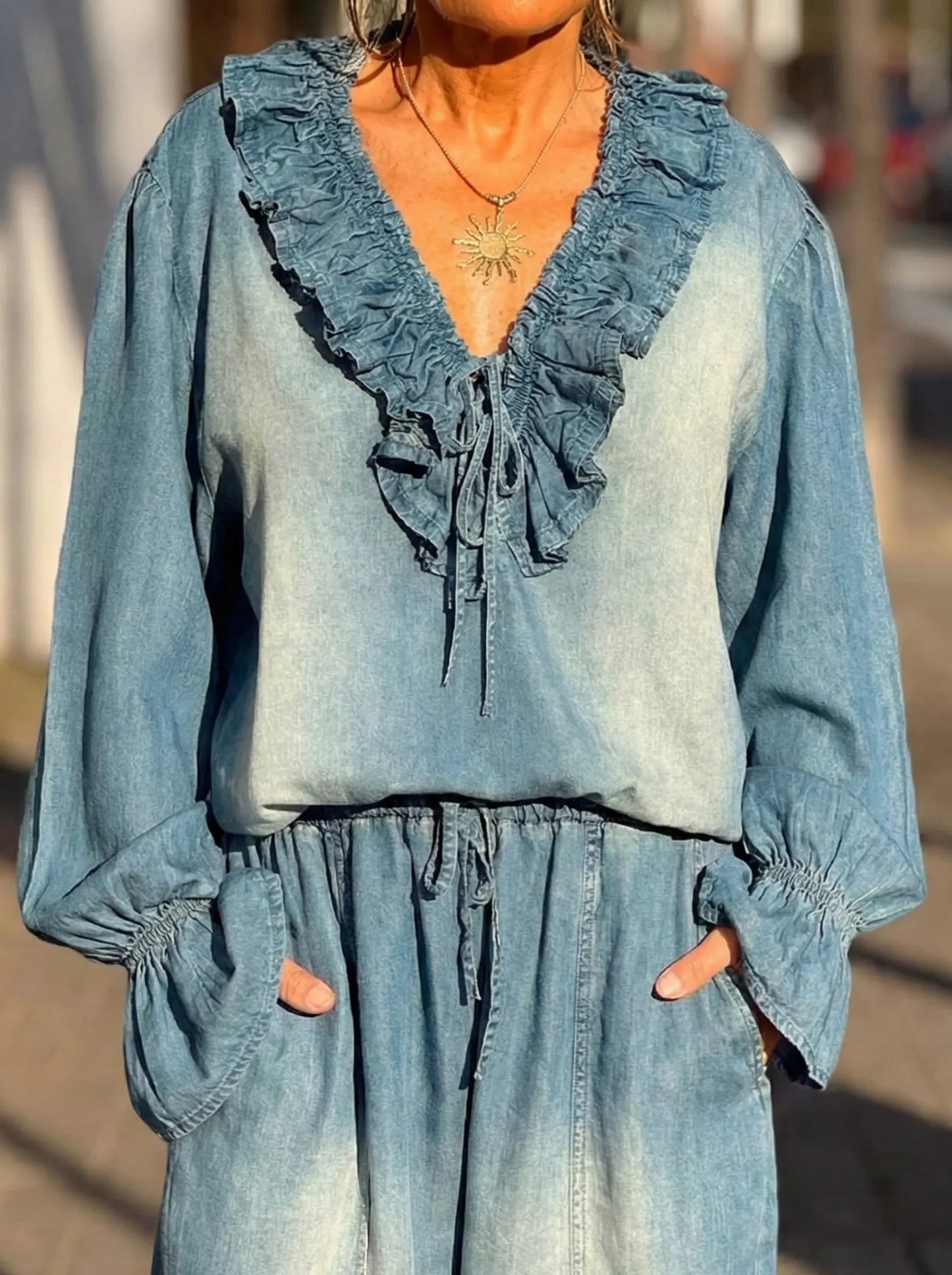 📦📦Buy 2 PCS for free shipping🔥Women's Ruffled Denim Suit